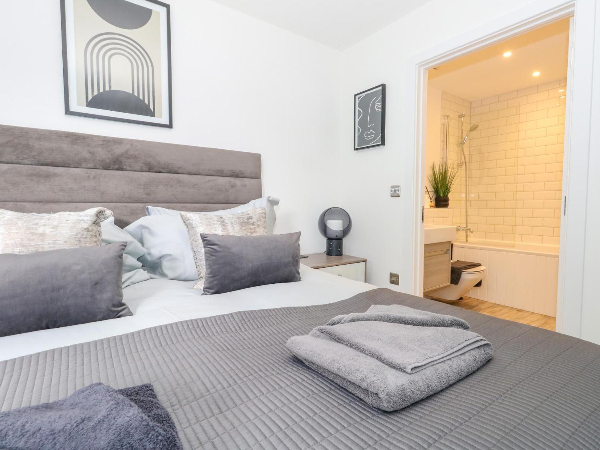 66A Danecourt Road Villa Poole Luaran gambar
