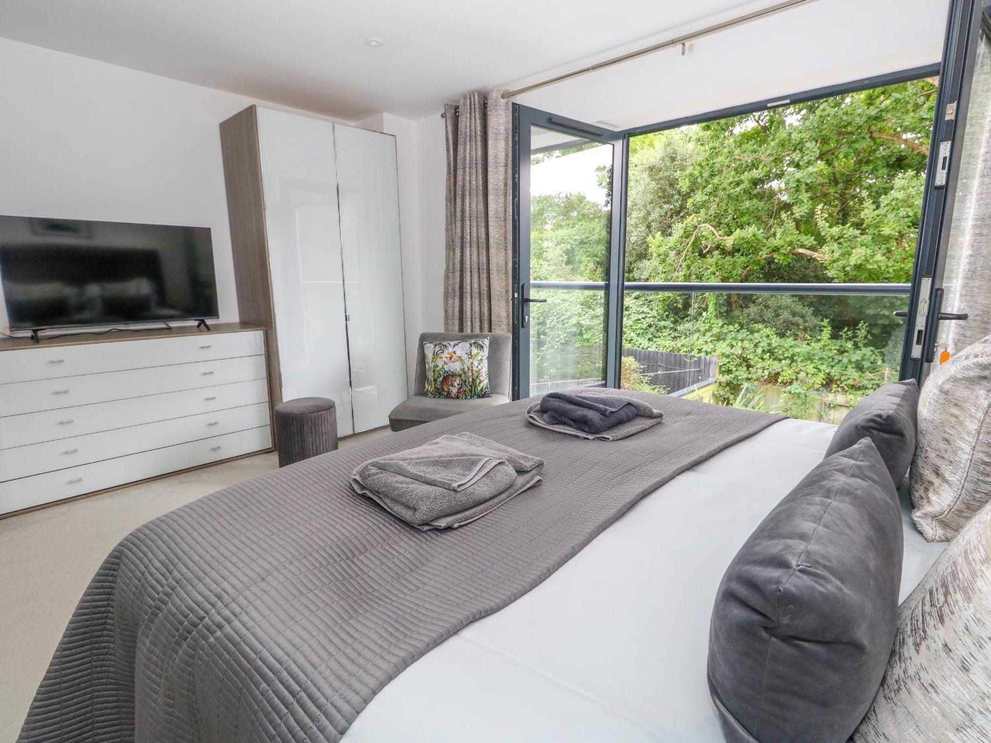 66A Danecourt Road Villa Poole Luaran gambar
